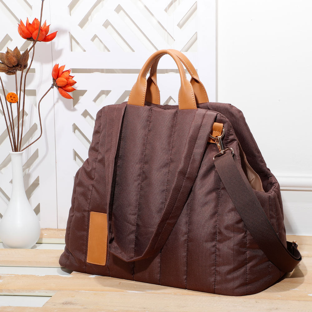 Stylish Waterproof Pet Carrier Bag - Lightweight & Portable for Dogs and Cats