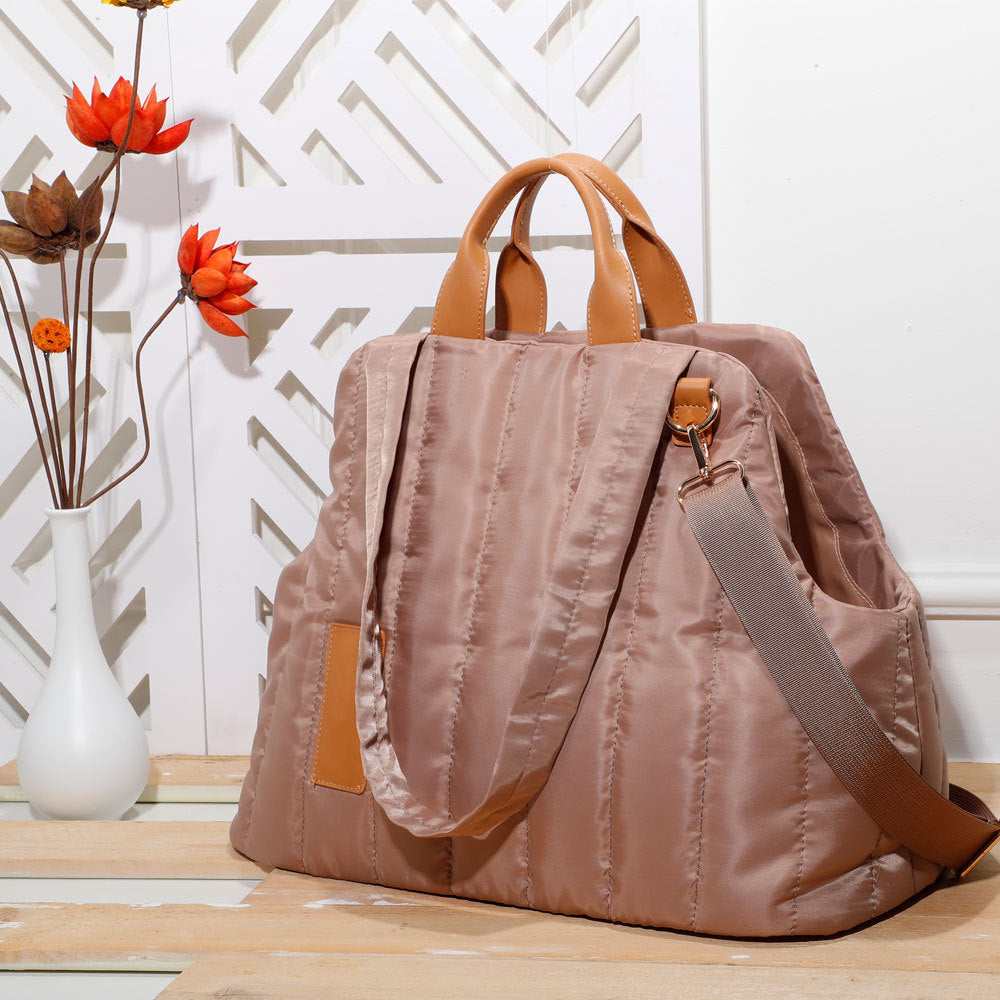 Stylish Waterproof Pet Carrier Bag - Lightweight & Portable for Dogs and Cats